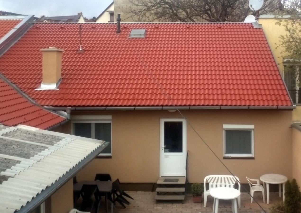 Start Apartmanok Печ Экстерьер фото