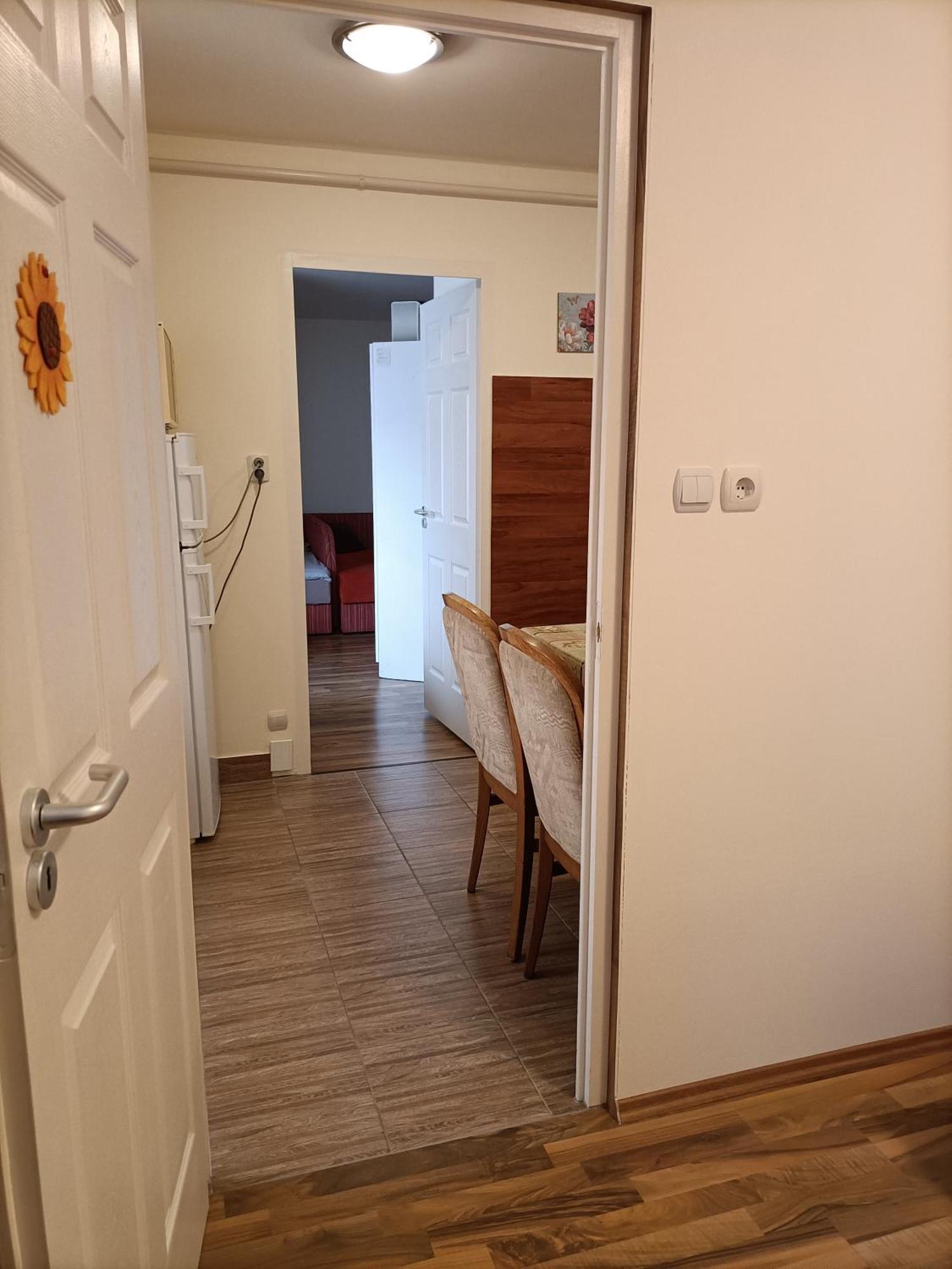 Start Apartmanok Печ Экстерьер фото