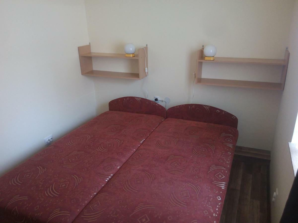 Start Apartmanok Печ Экстерьер фото